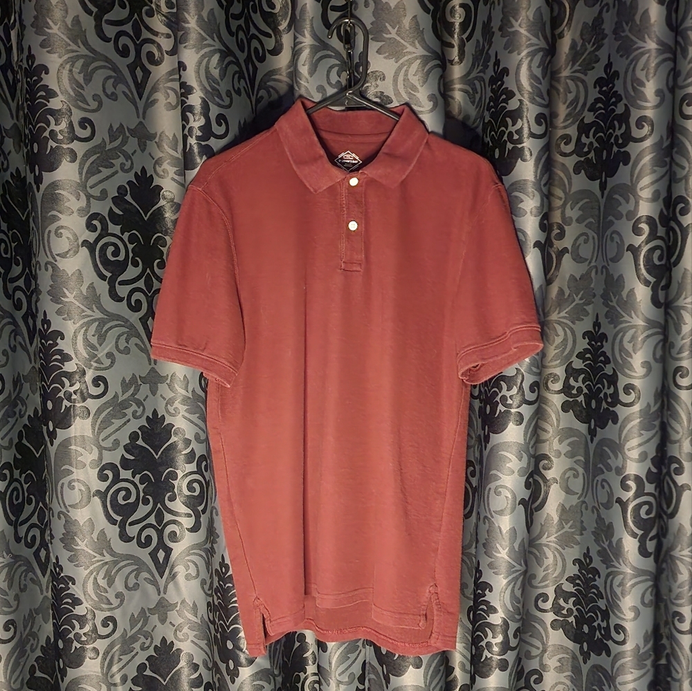 Men's Collared Maroon/Rust Collared Shirt, size Medium